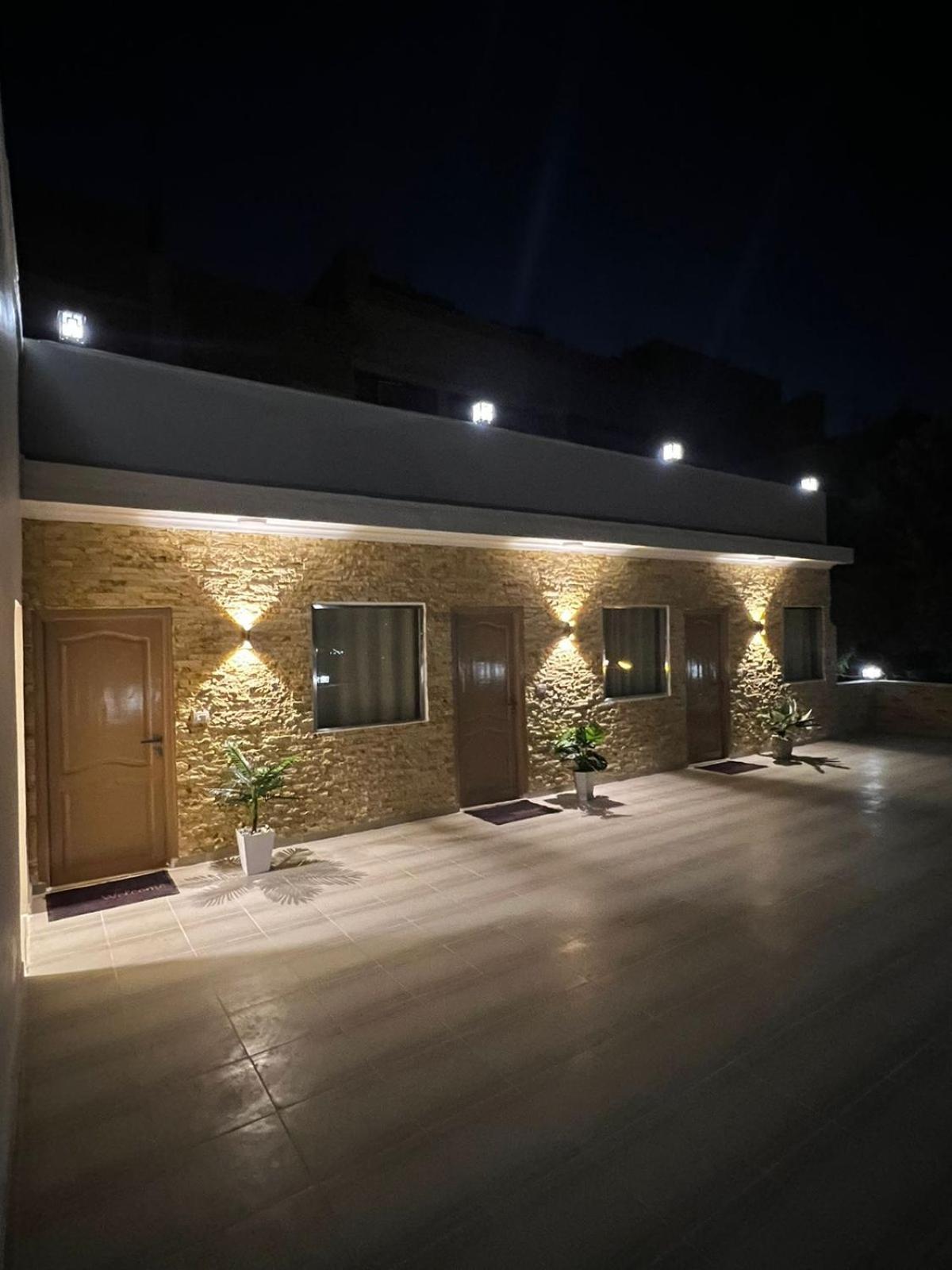 Glamour Pyramids View Kafret el-Gabal المظهر الخارجي الصورة