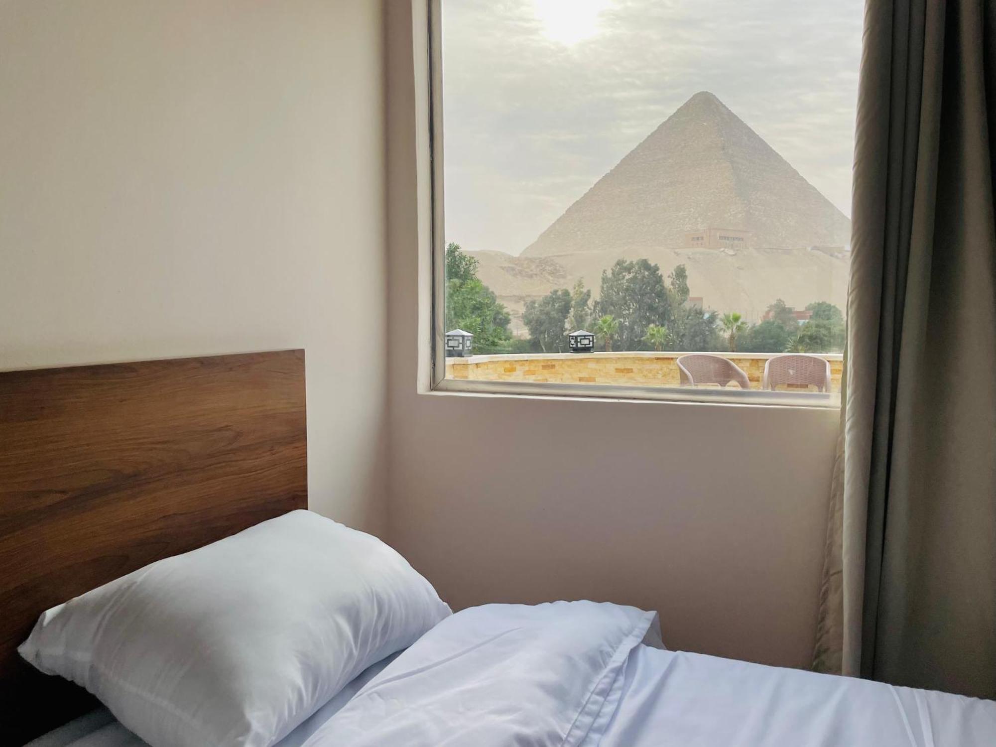 Glamour Pyramids View Kafret el-Gabal المظهر الخارجي الصورة